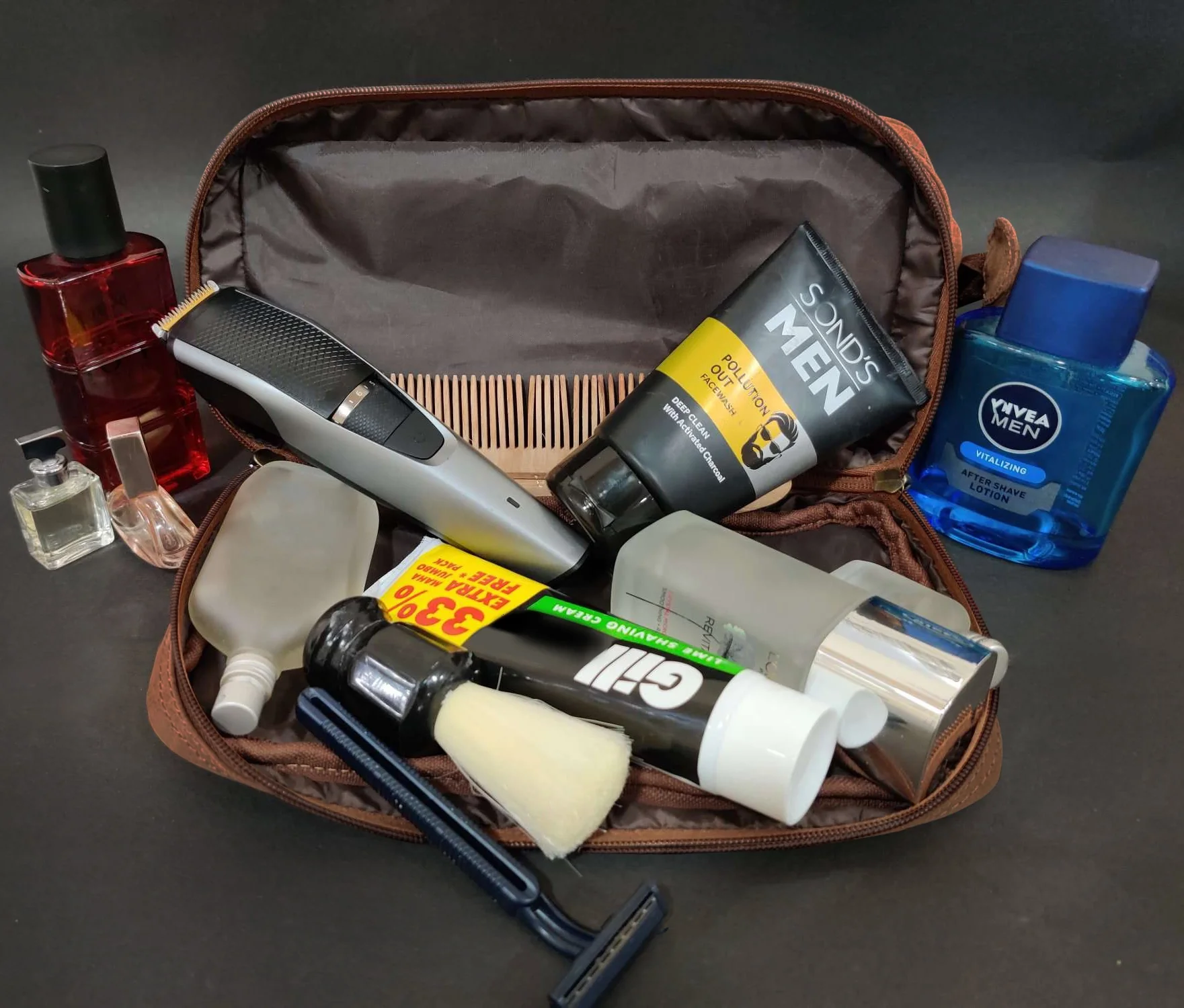 Travel Shaving Essentials: Por Qué Elegir Gememe en 2025